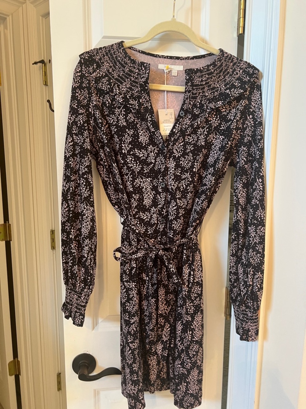 Boden NWT Plum Floral Long-Sleeve Tie-Waist Dress with Smocking Size 8 regular